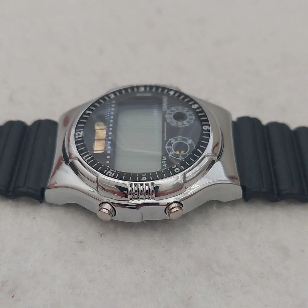 HANIG & CO. Chrome Digital Black and Silver Watch NIB